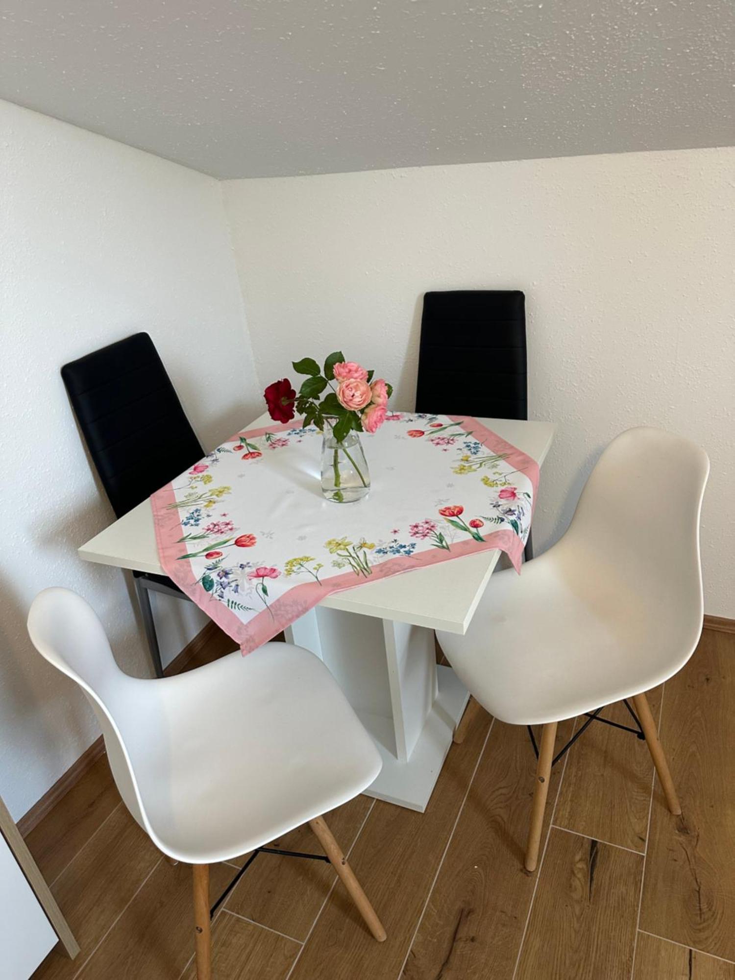 Ferienwohnung Waldblick, Faaker See Oberaichwald  Bagian luar foto