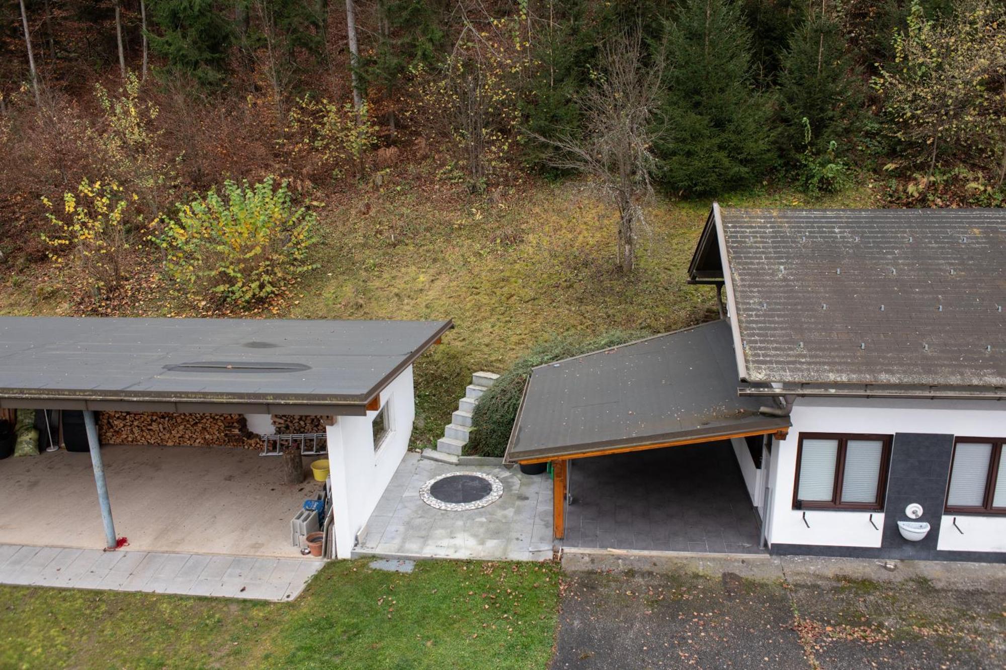 Ferienwohnung Waldblick, Faaker See Oberaichwald  Bagian luar foto